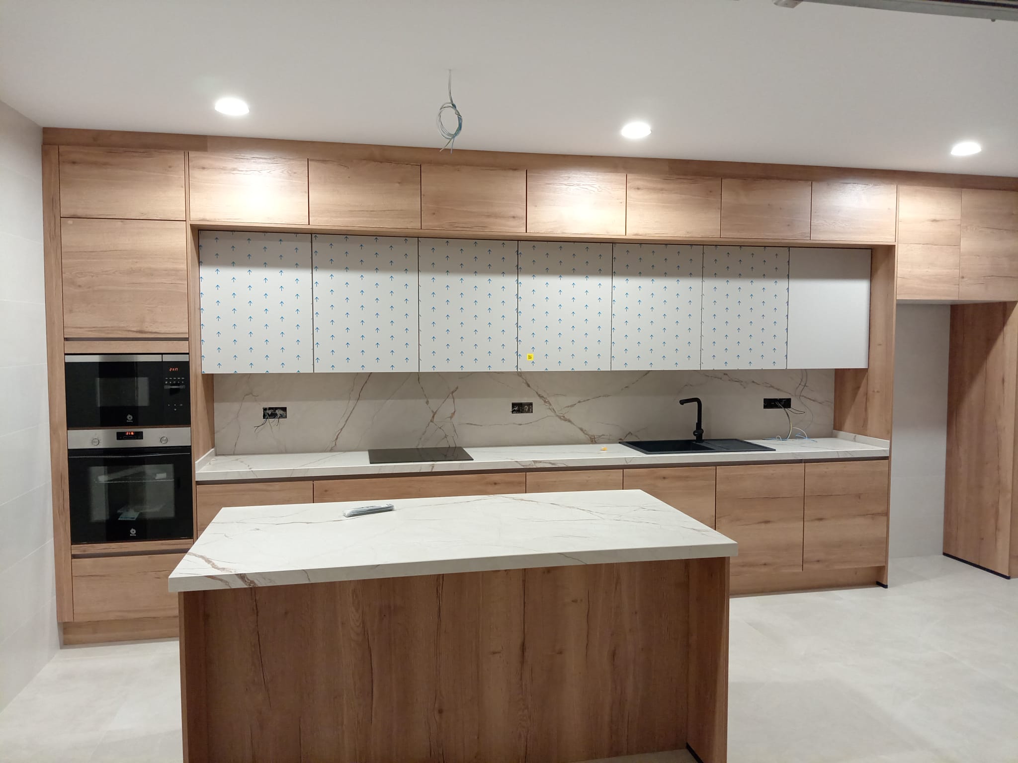 WhatsApp Image 2025-11-26 at 19.08.19 (1)